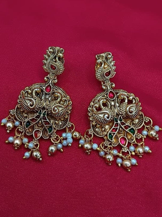 Gold Plated Artificial Stone Studded & Beaded Jewellery Set