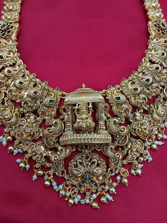 Gold Plated Artificial Stone Studded & Beaded Jewellery Set