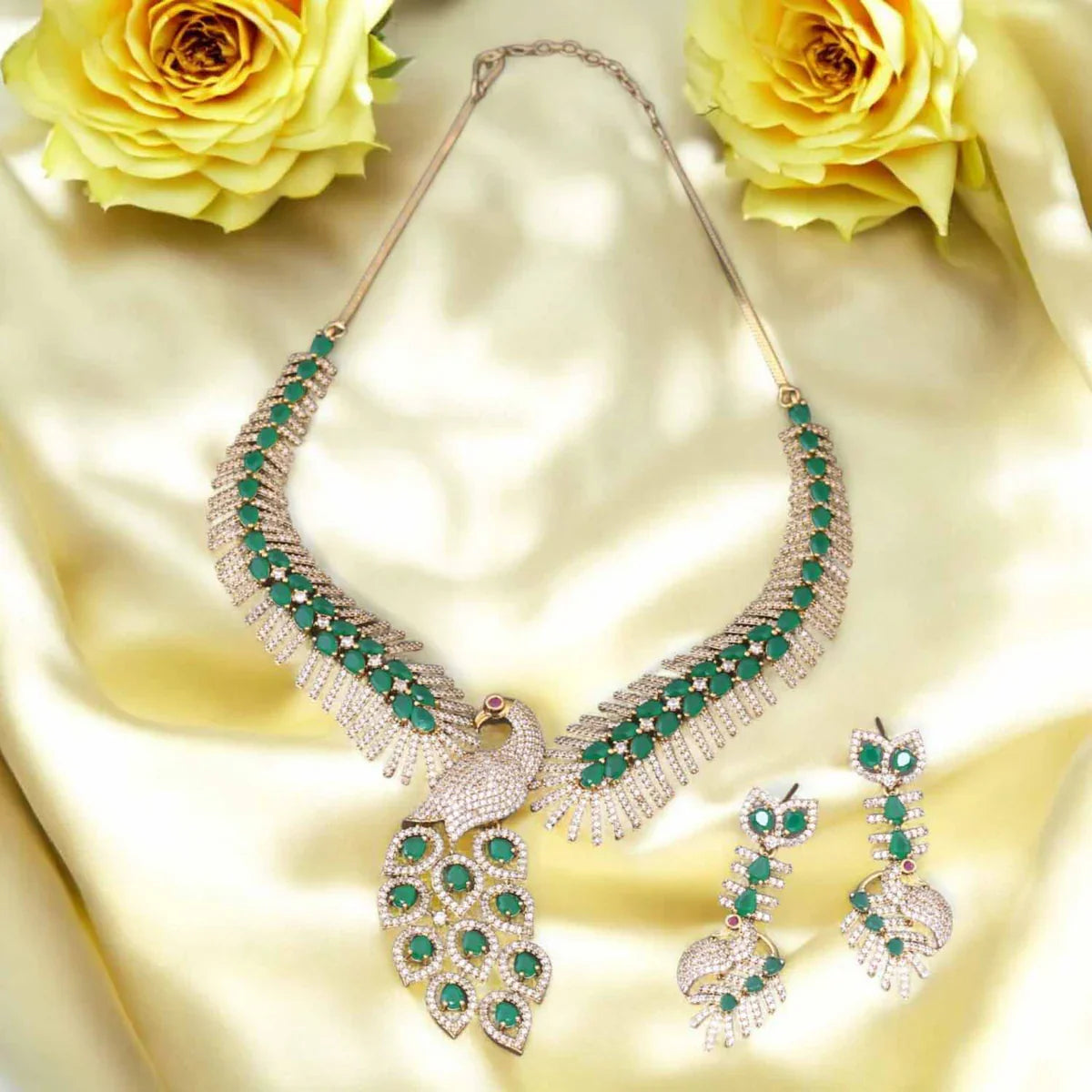 Emerald Kiyana Victorian Jewellery Set - New Arrival